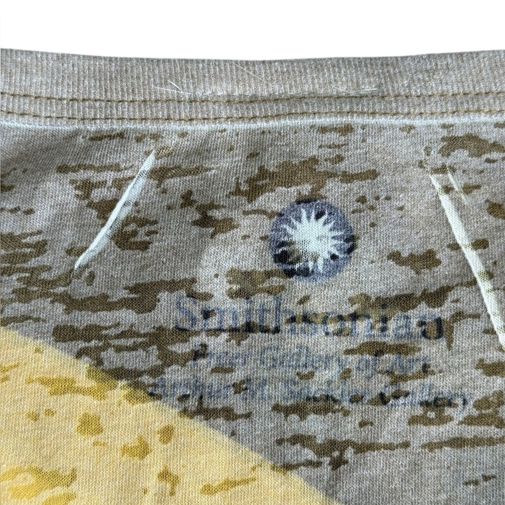 Smithsonian Institution t short size small - Picture 5 of 15
